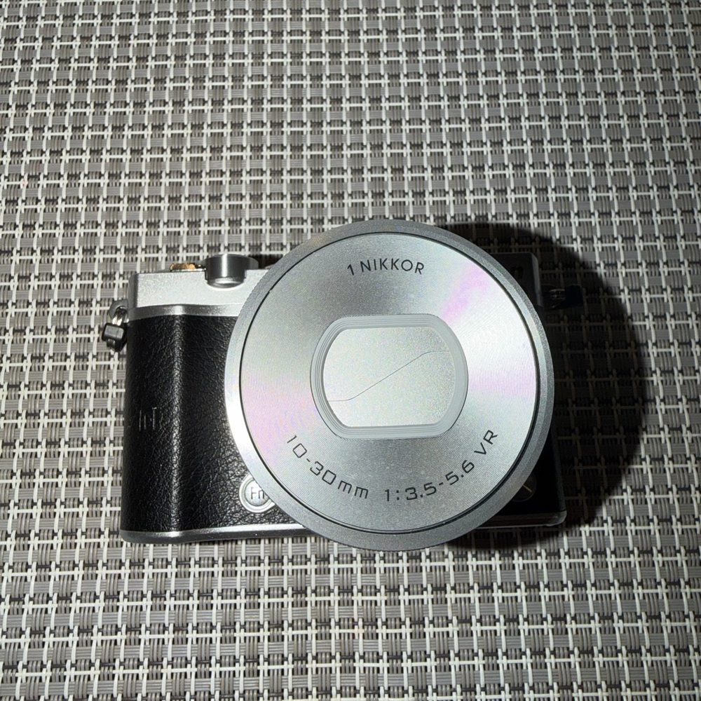 Nikon Silver Digital Camera with Lens - Picture 12 of 12
